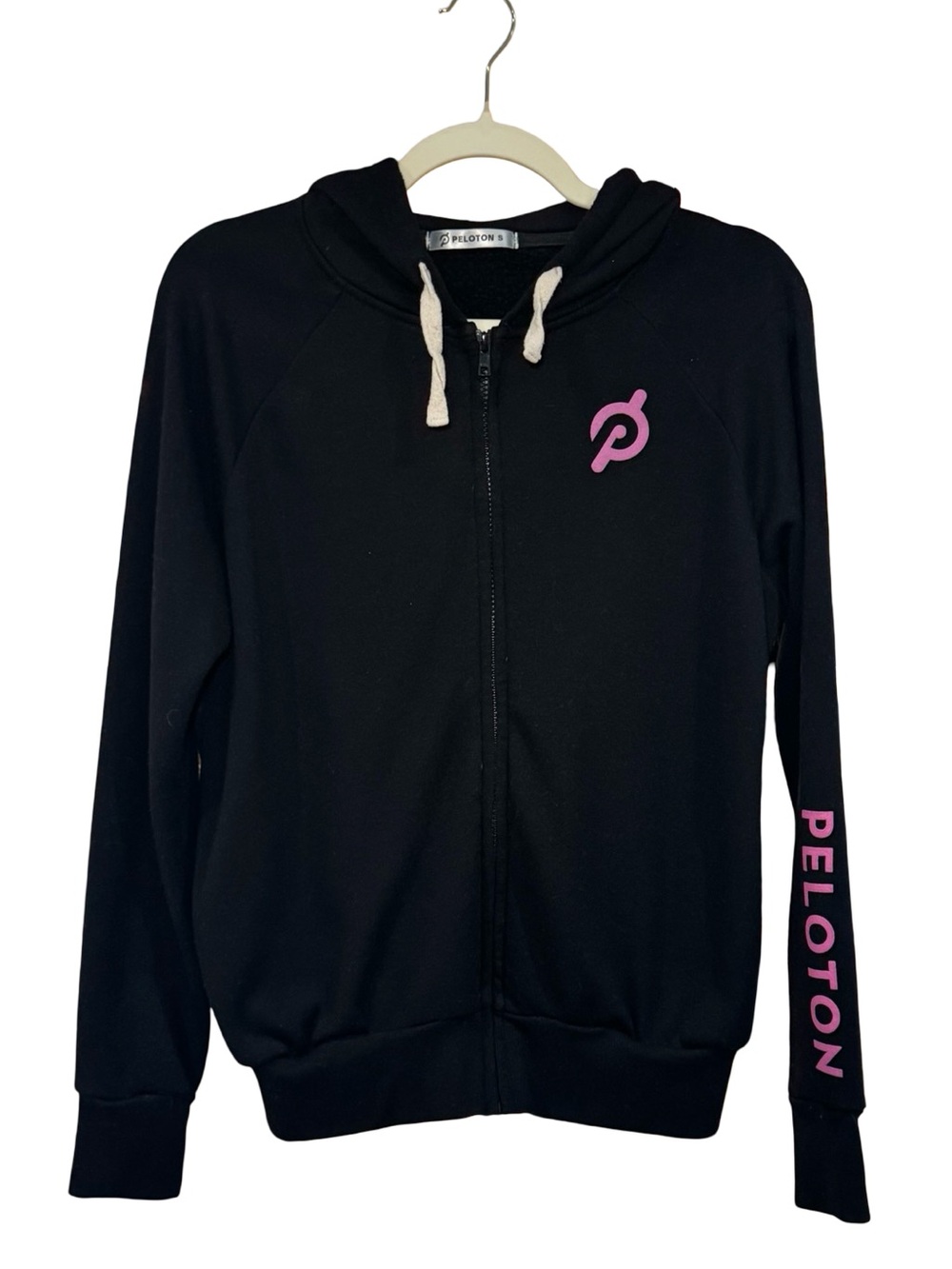 🚲🎀 Peloton Black Hoodie‎ with Pink Logo and Sleeve Text 🎀🚲